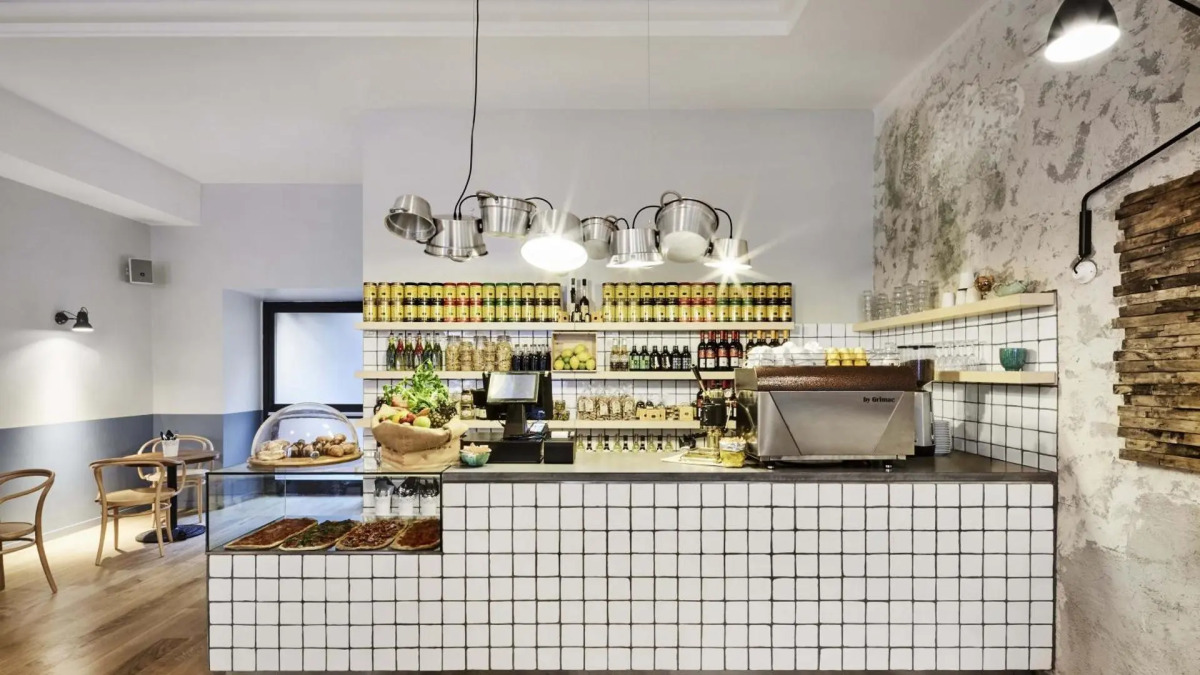 Hostel Generator Rome