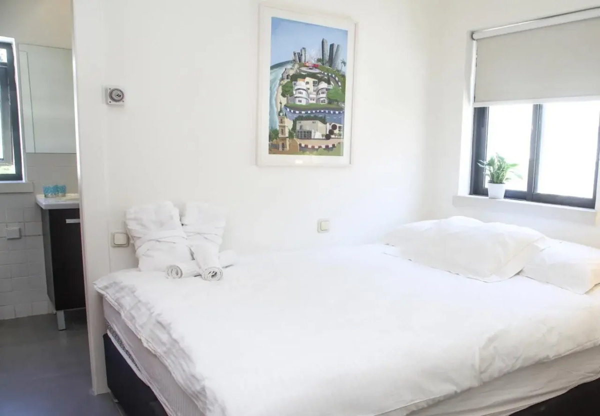 Townhouse Residence a member of Brown Hotels