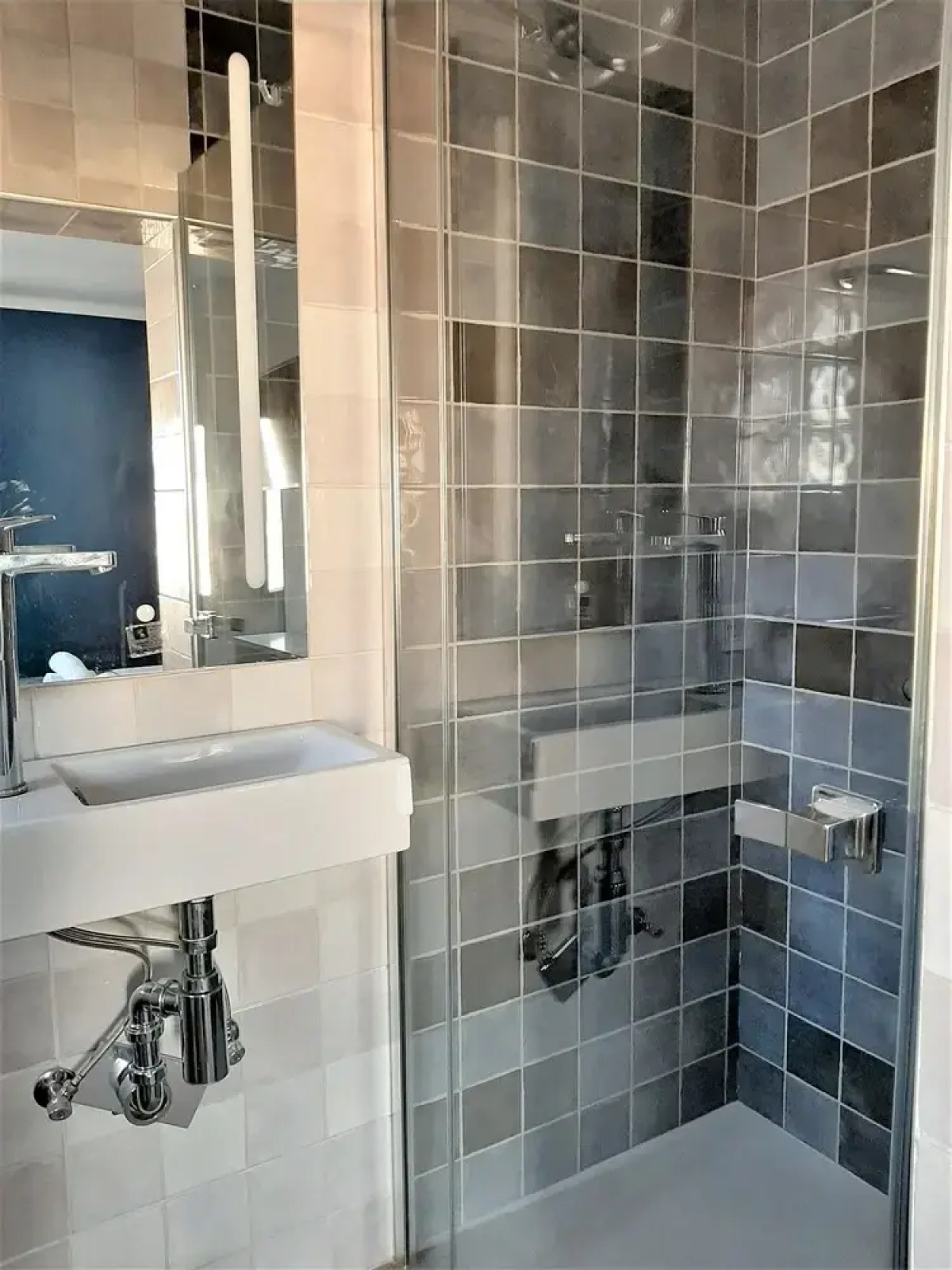 The Corner House Hostal