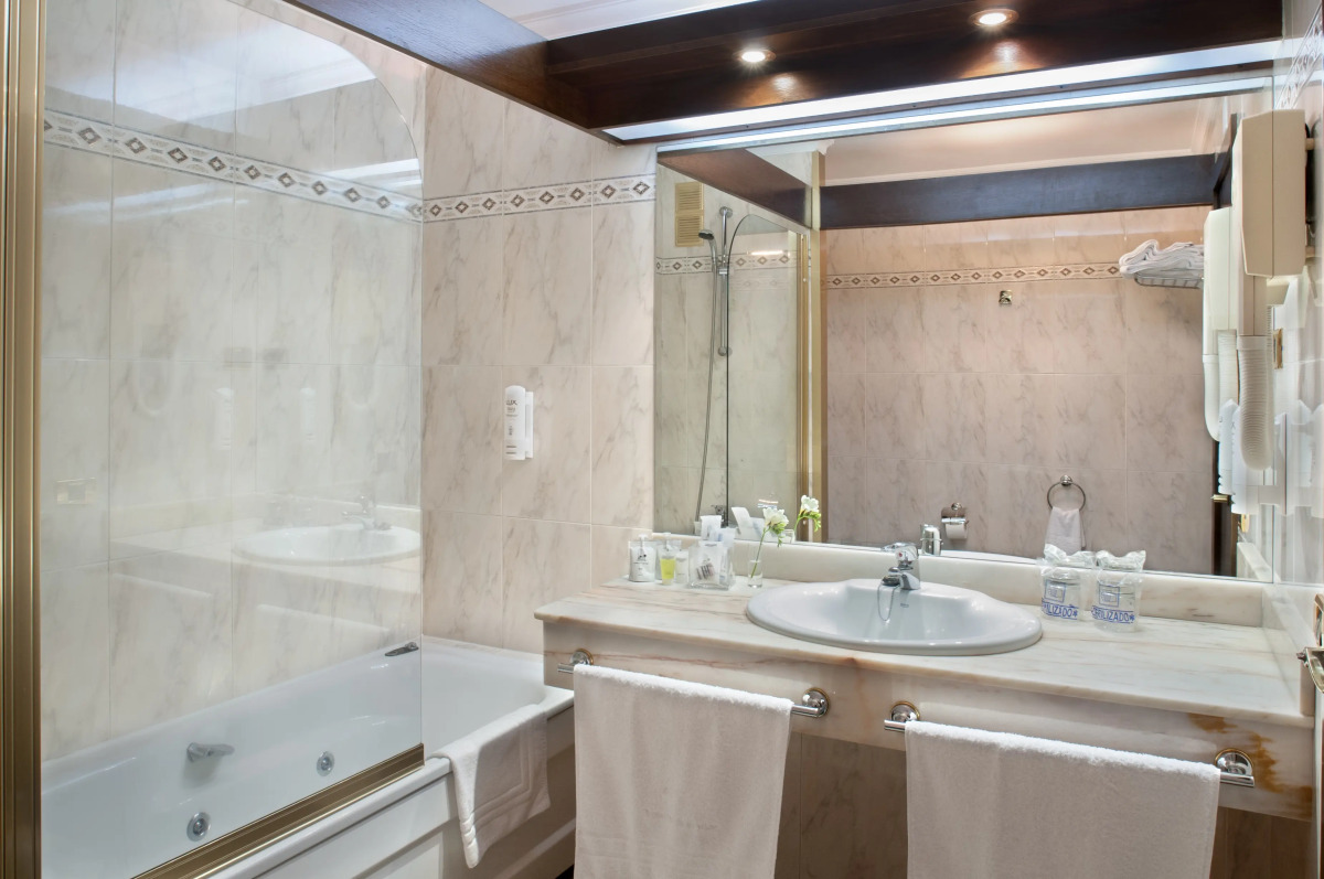 Sercotel Hotel Bahia de Vigo