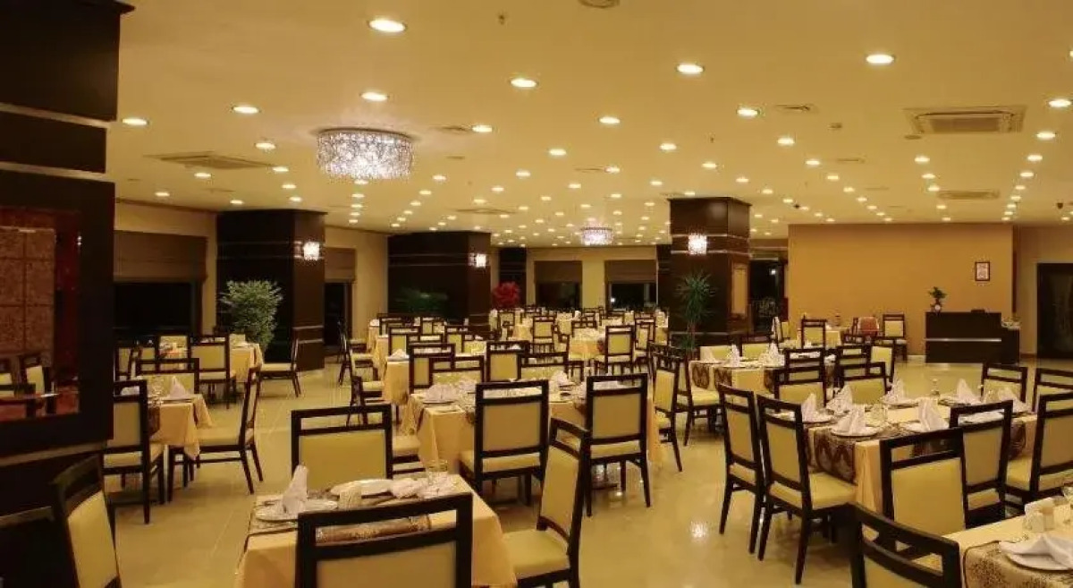 Ener Old Castle Resort Hotel