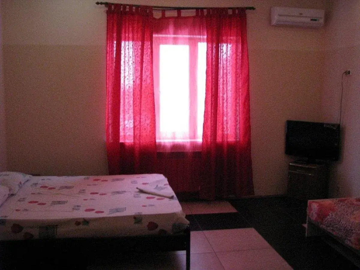 Отель «Лира»