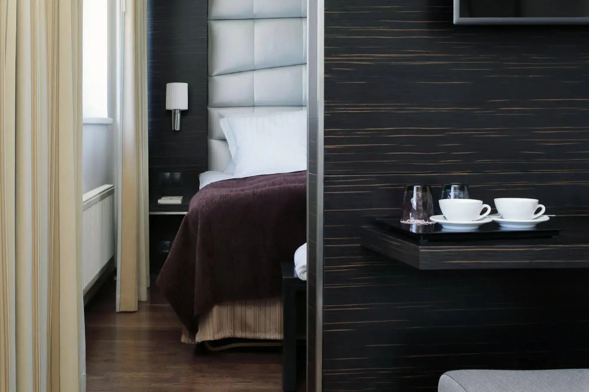 Oru Hub Hotel Tallinn — Handwritten Collection