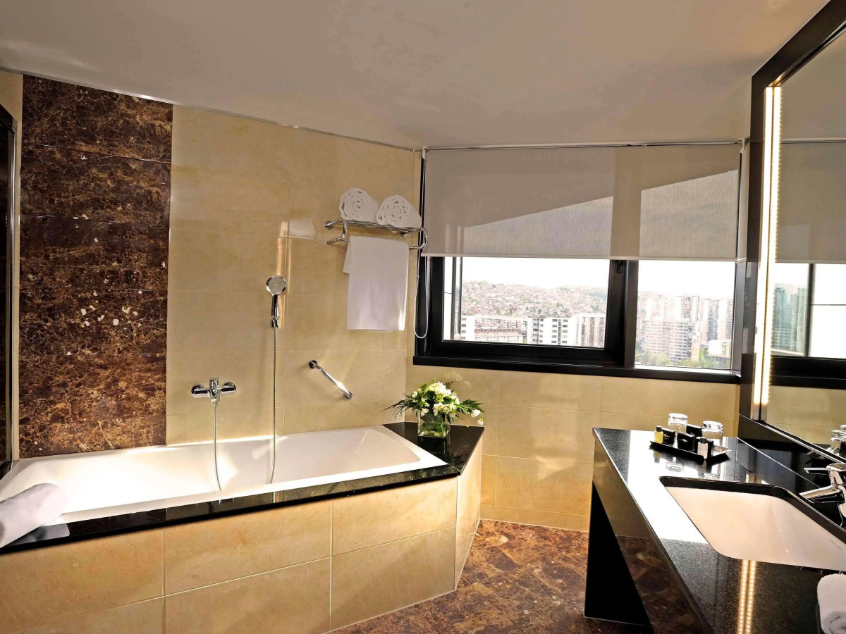 Отель Movenpick Hotel Sarajevo