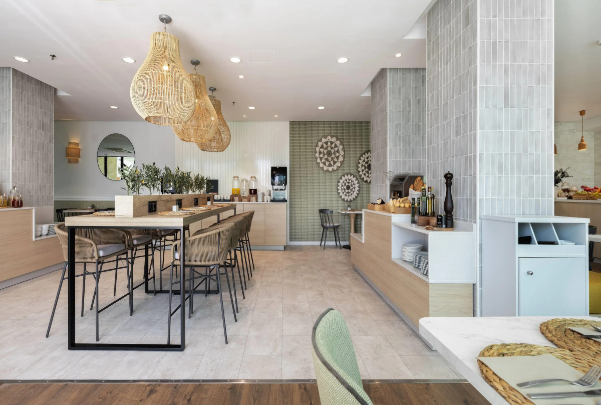 Отель Malaga Alameda Centro Affiliated by Meliá