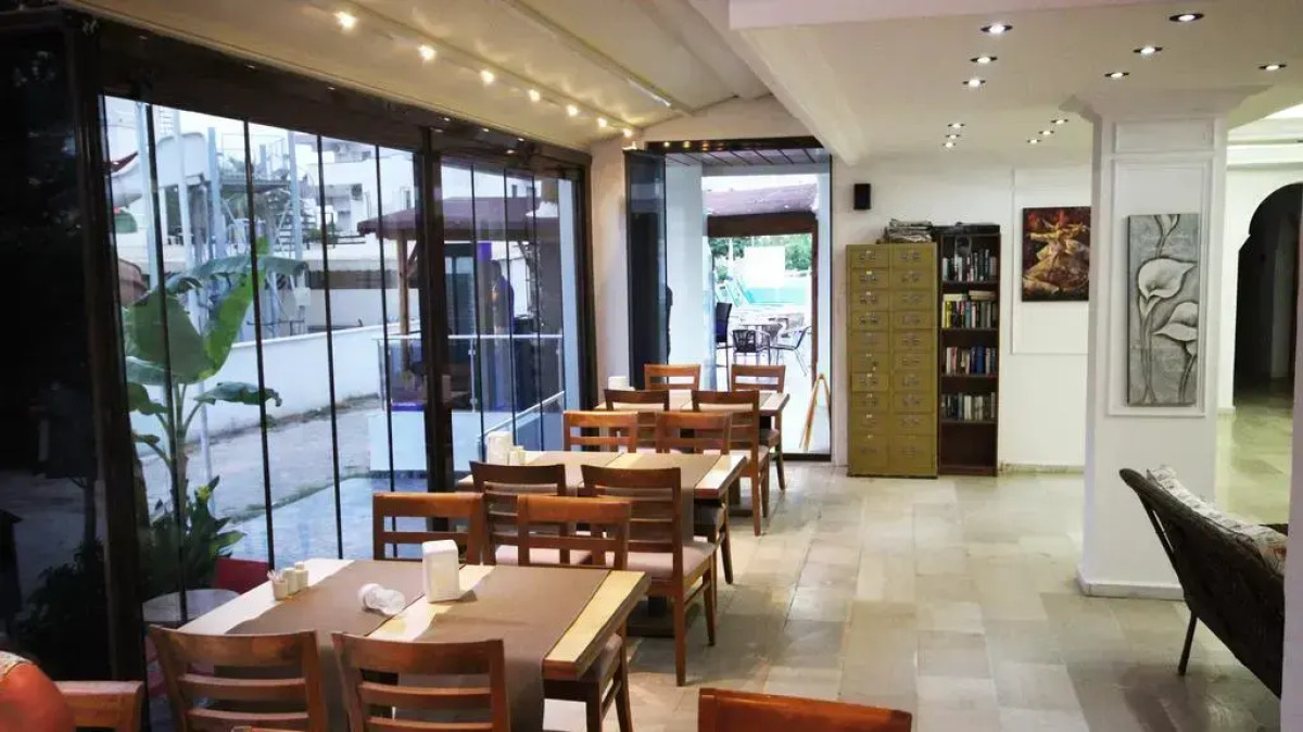 Hotel Delta Altinkum