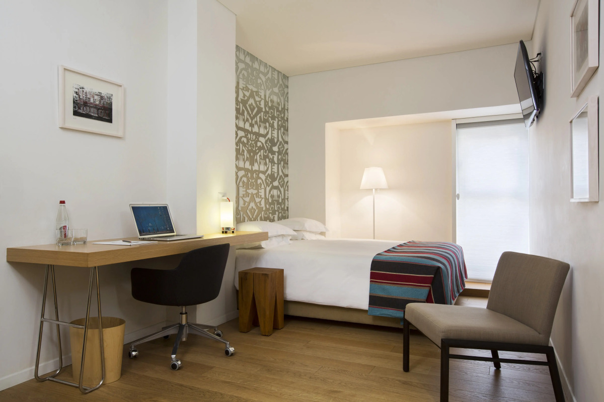 Mendeli Street Hotel By Prima Hotels - 18 years old plus