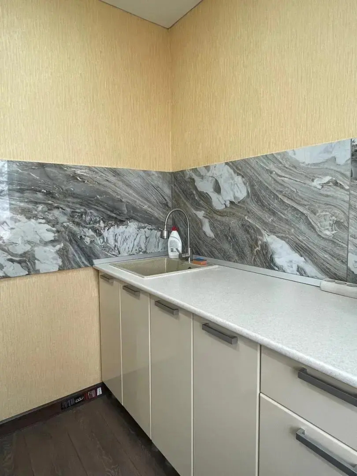 Апартаменты на проспекте Карла Маркса 69