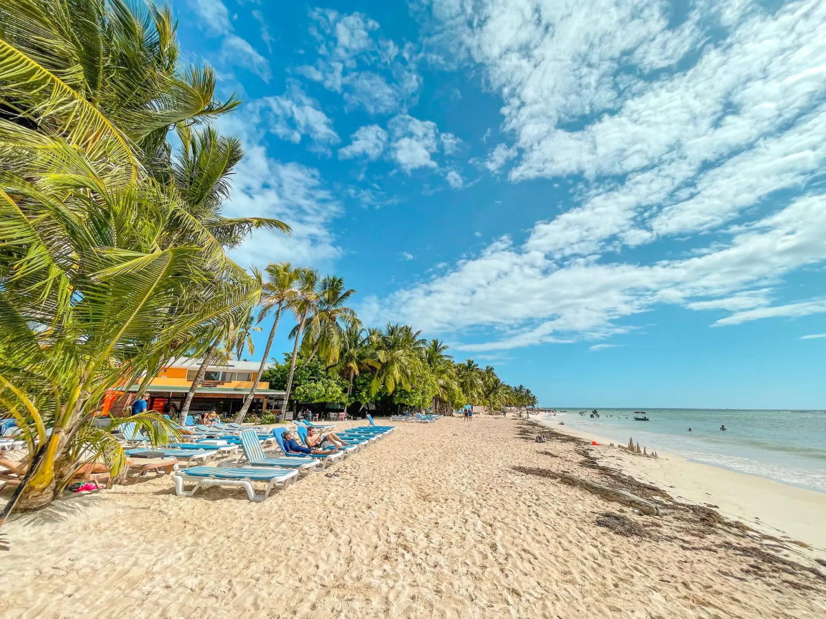 Cocoplum Beach Hotel