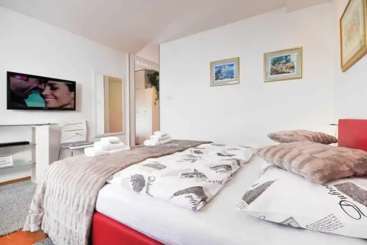 New Cozy Penthouse With Panoramic View