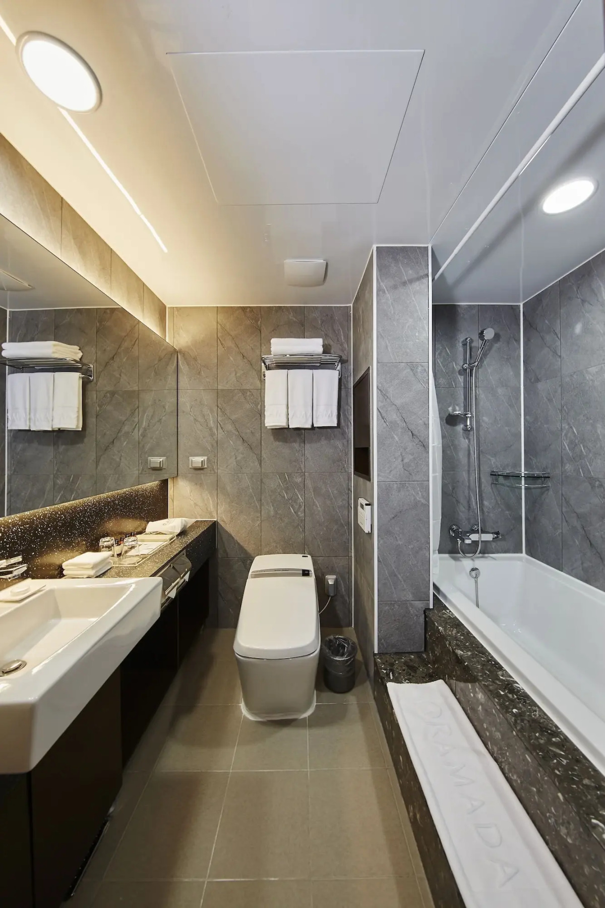 Ramada Hotel & Suites by Wyndham Gangwon Pyeongchang