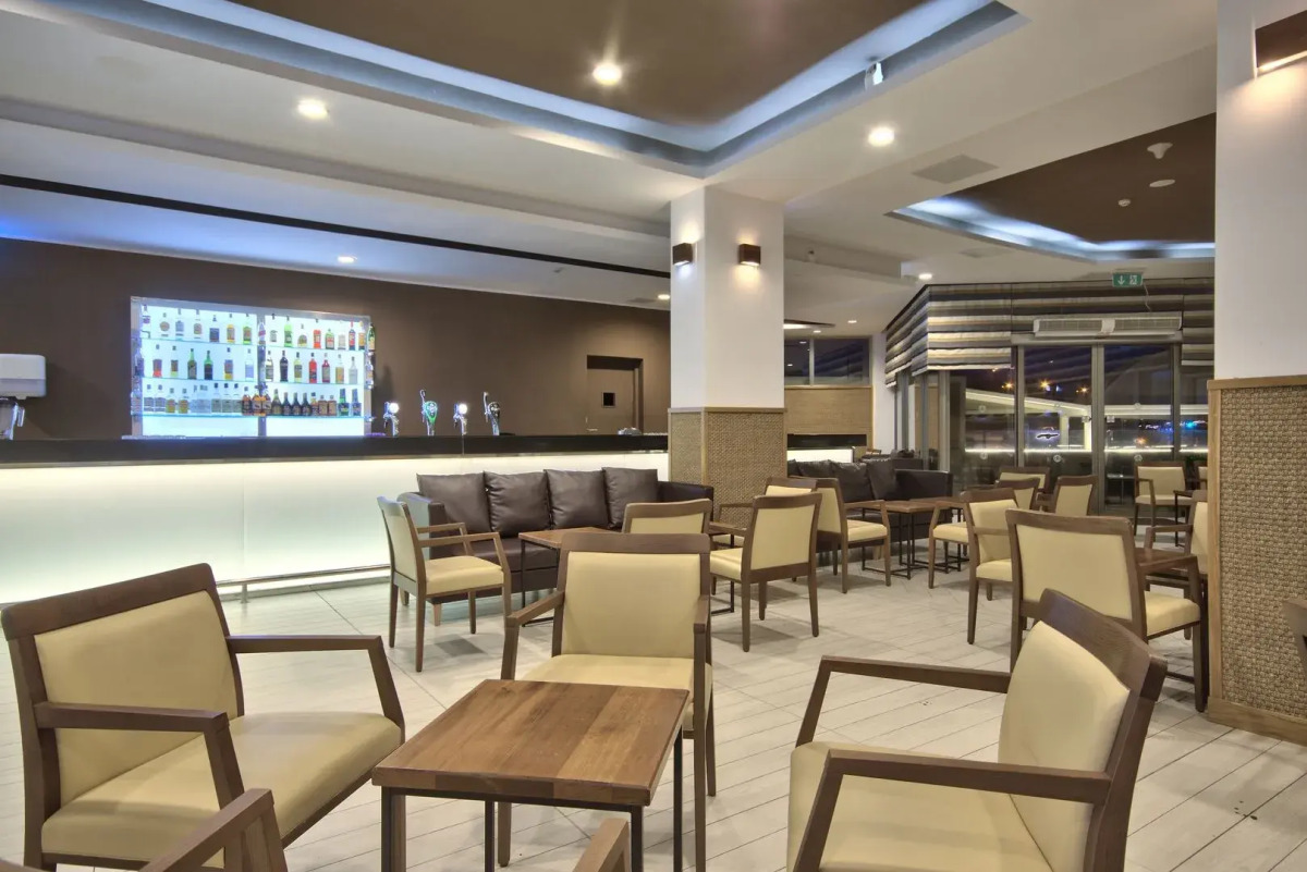 db Seabank Resort and Spa