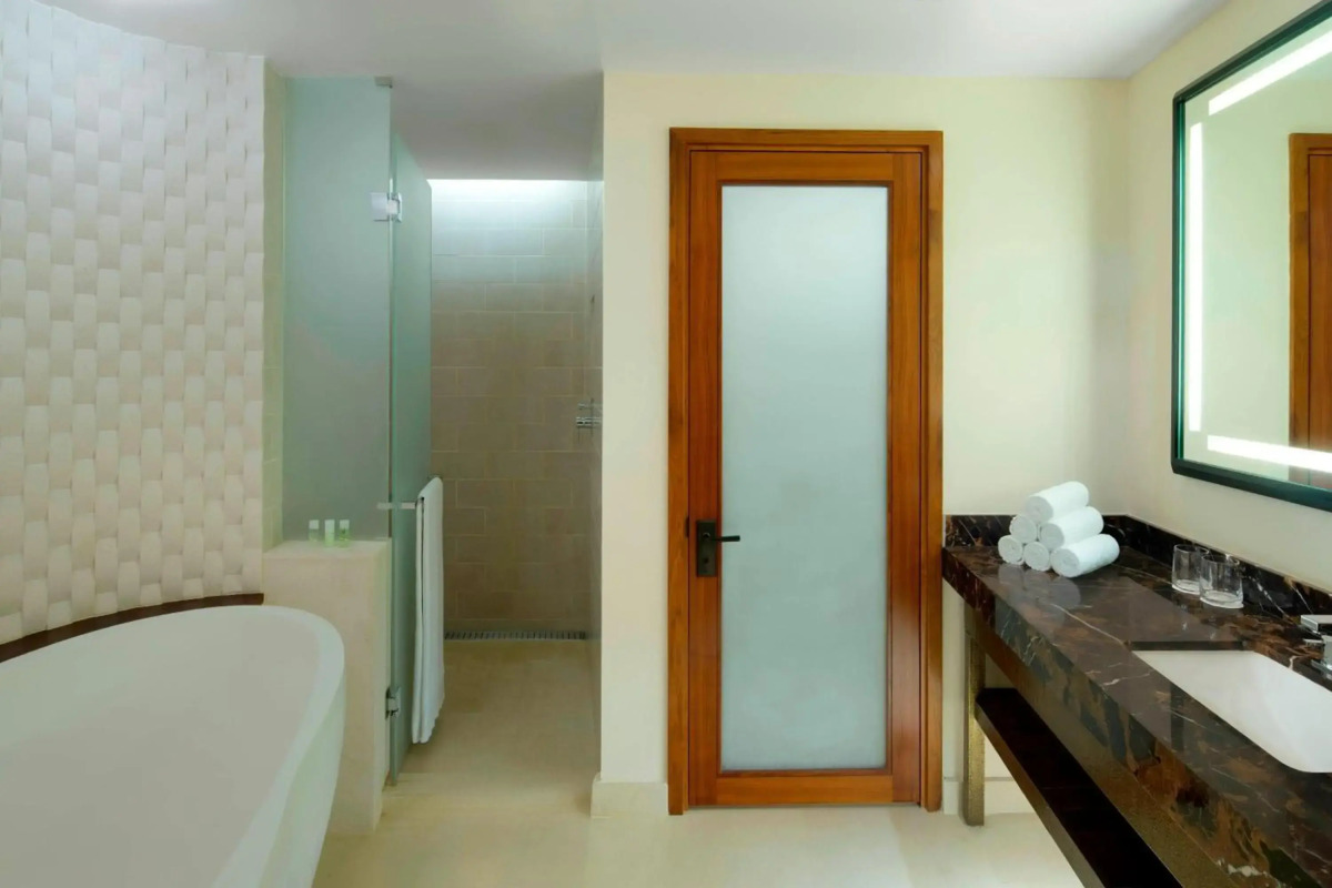 VOGO Abu Dhabi Golf Resort & Spa