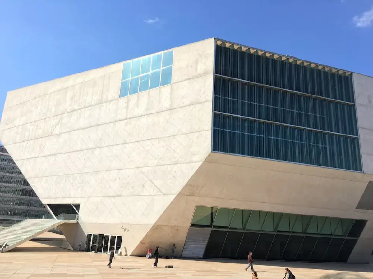 Urban Garden Porto Central Hostel