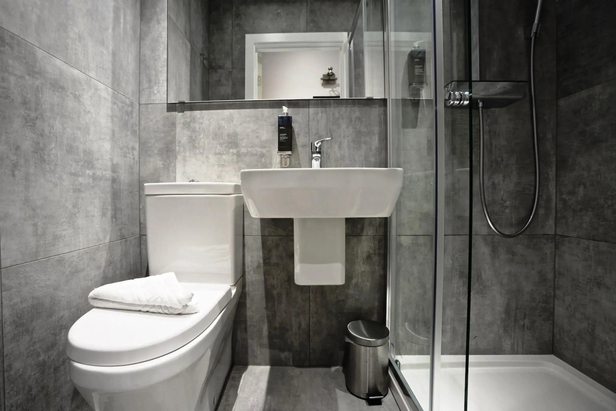 Airways Hotel London