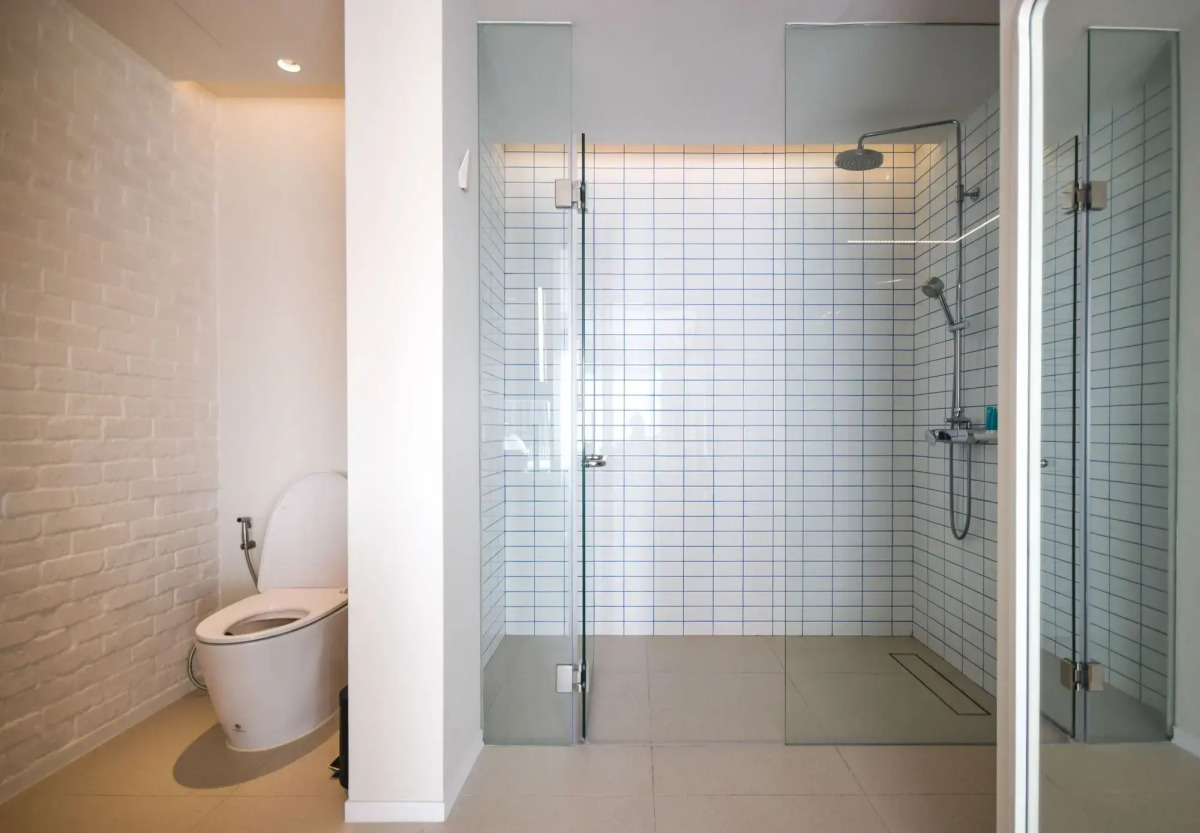 Shama Yen-Akat Bangkok