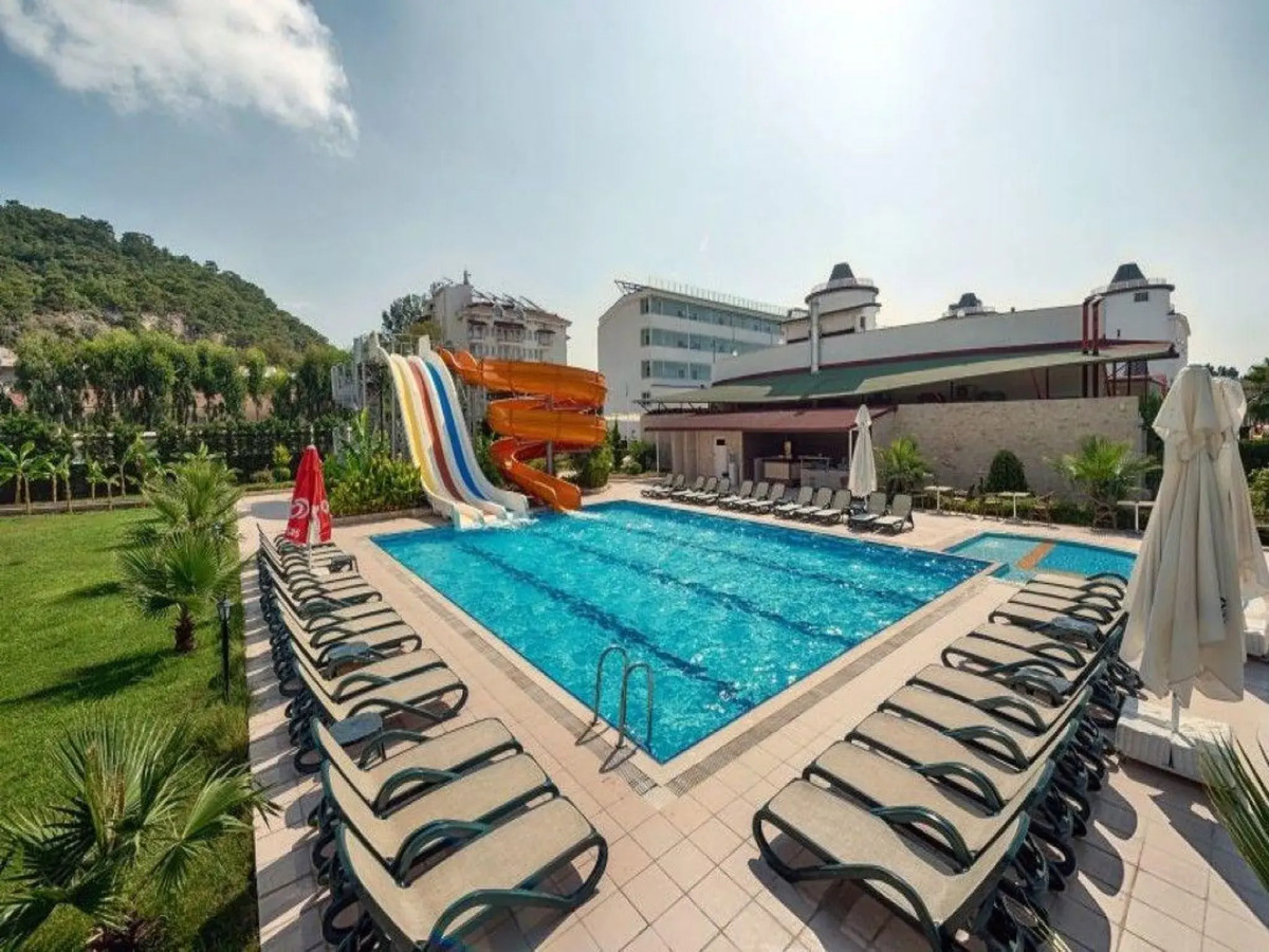 Zeyda Kemer Hotel