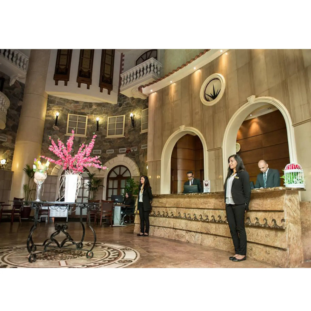 Cherry Maryski Hotel