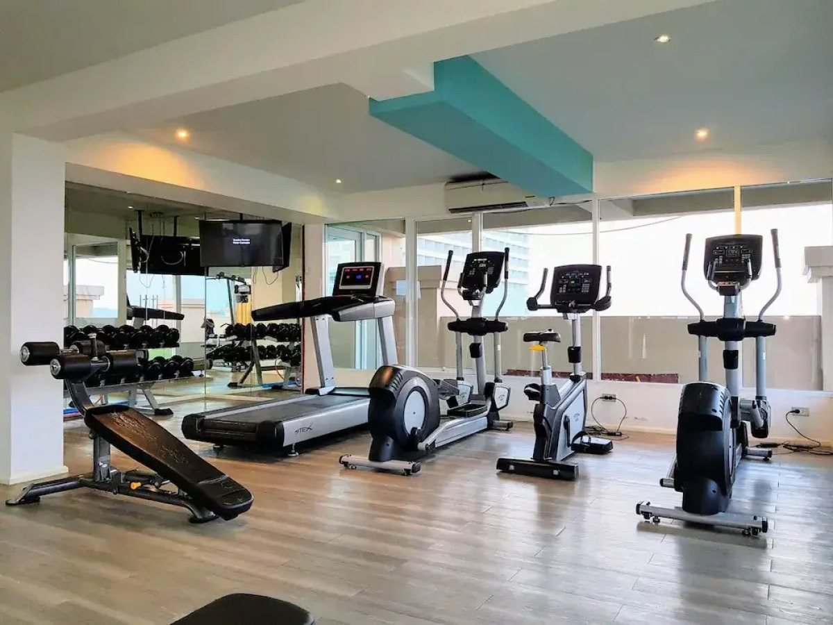 Atlantis Condo Resort by GPS