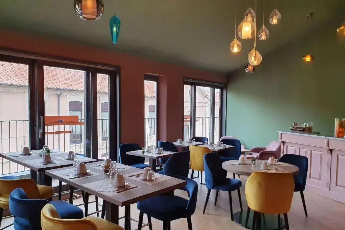 Grand Hôtel Dauphiné Toulon, Boutique Hôtel & Suites