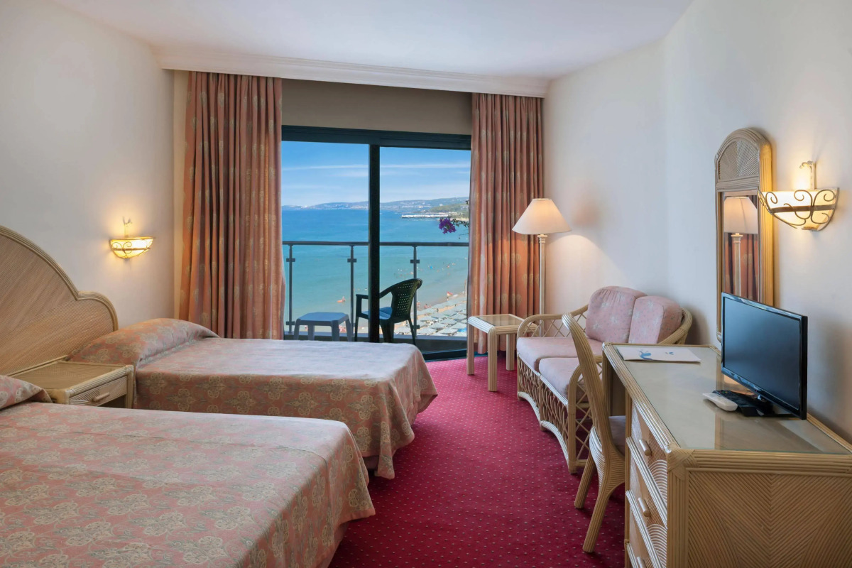 Aska Just In Beach – All Inclusive