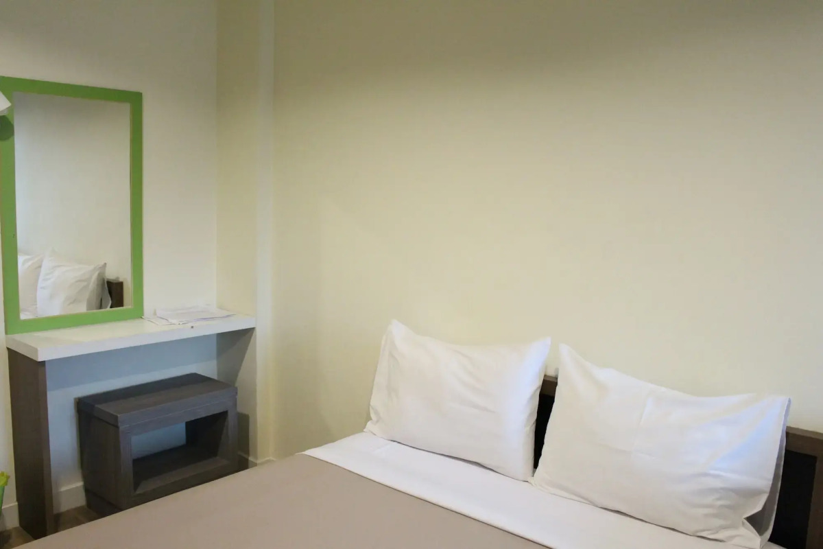 Отель Samsensam Place