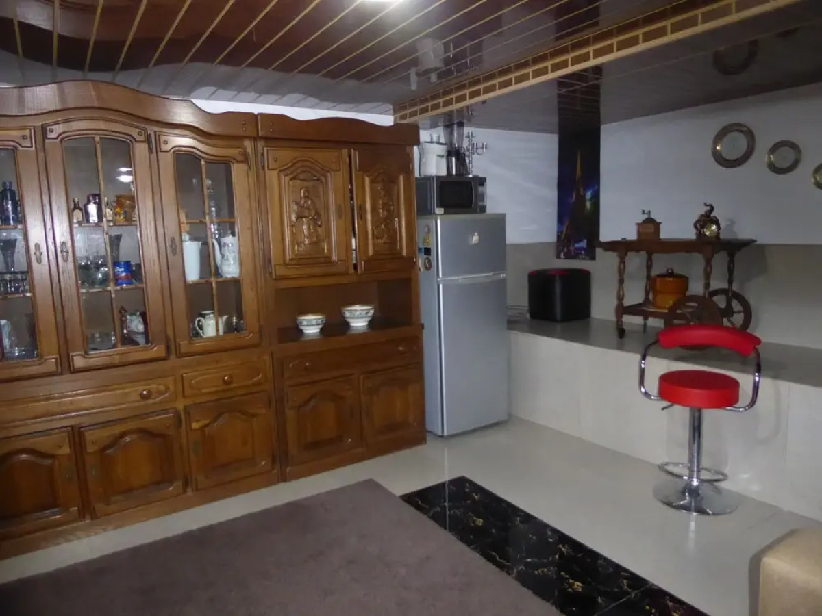 Kutaisi Hotel California