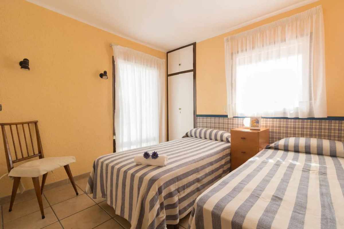 Apartamento Córcega Ref. 1065  by Iberplaya