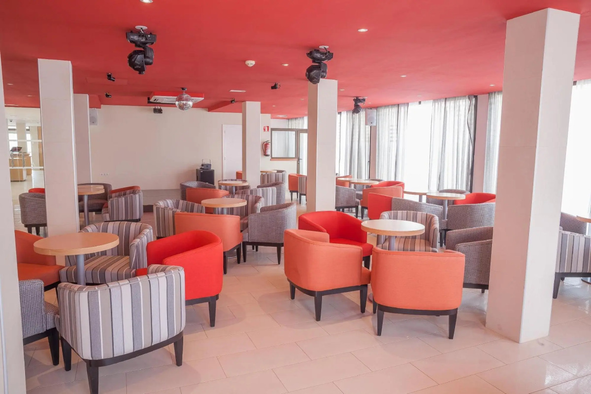 Royal Sunset Beach Club