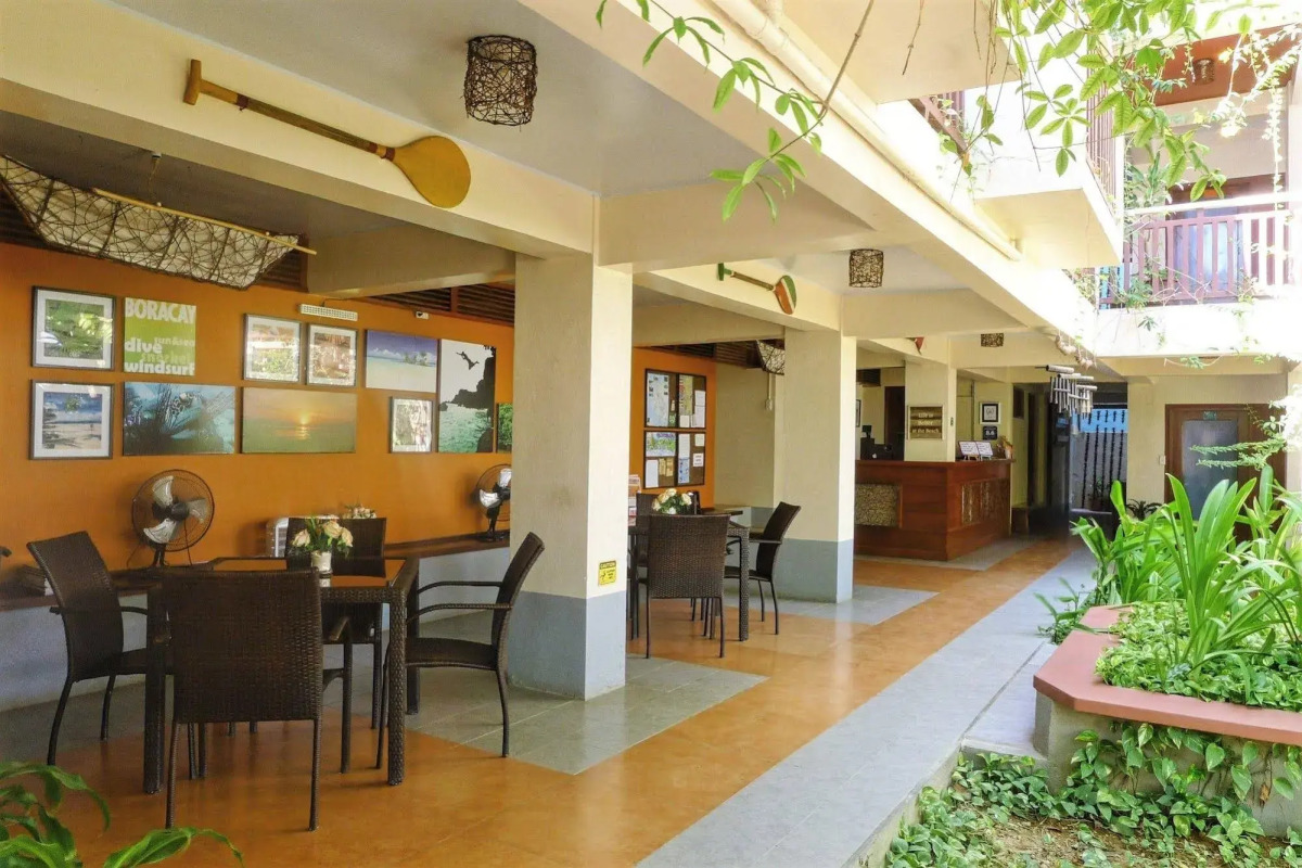 Agos Boracay Rooms + Beds