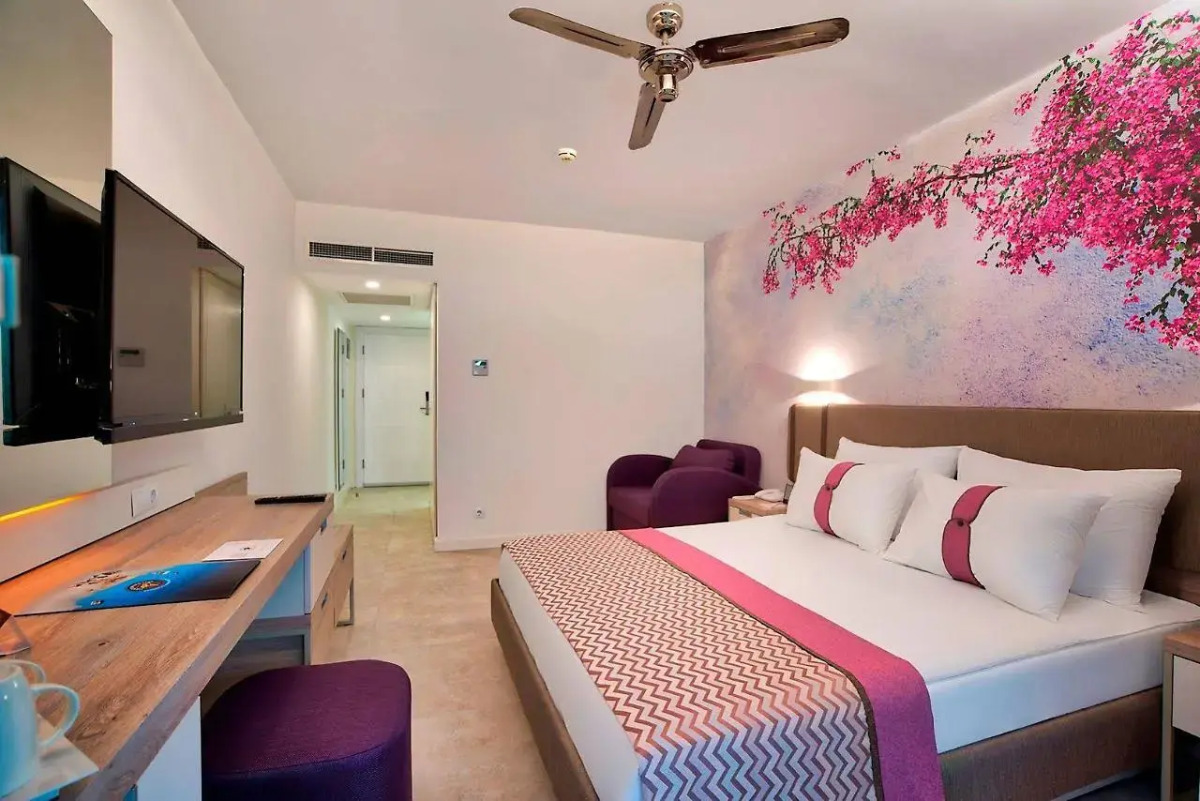 Отель Pirate's Beach Club - Ultra All Inclusive