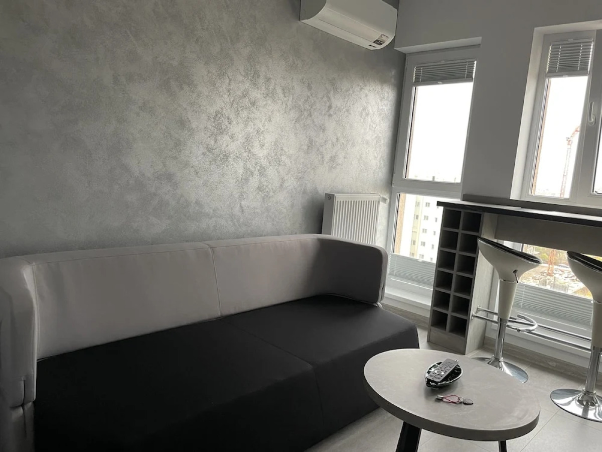 4 Room Penthouse Terrace W18-W19
