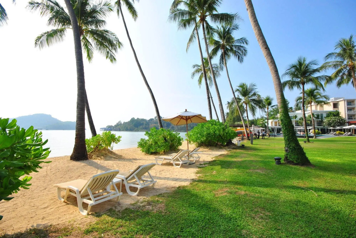 Phuket Panwa Beachfront Resort