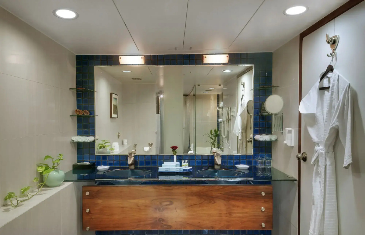 Hotel Kohinoor Continental, Airport - Newly Renovated