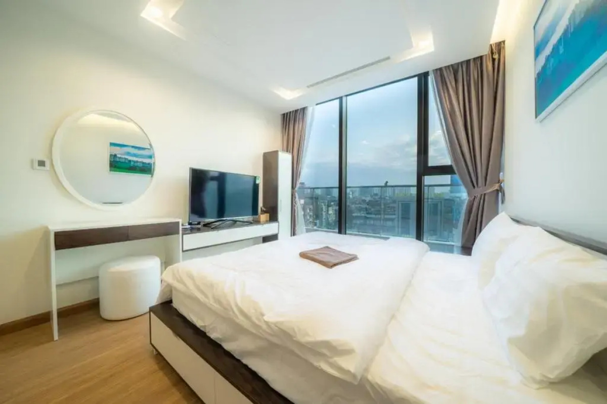 BOM HOMES- VINHOMES METROPOLIS-Service Apartment