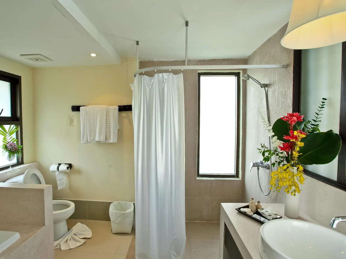 Palm Galleria Resort