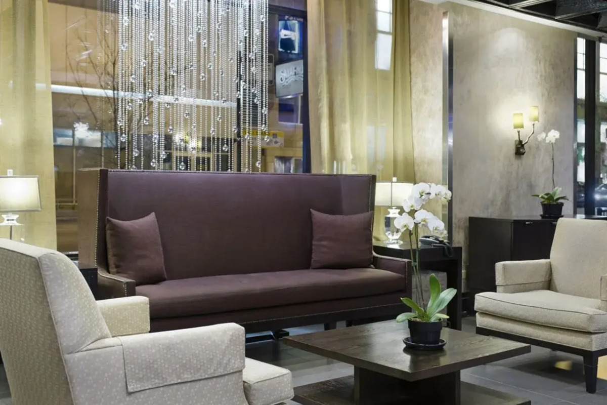 Inn of Chicago Magnificent Mile