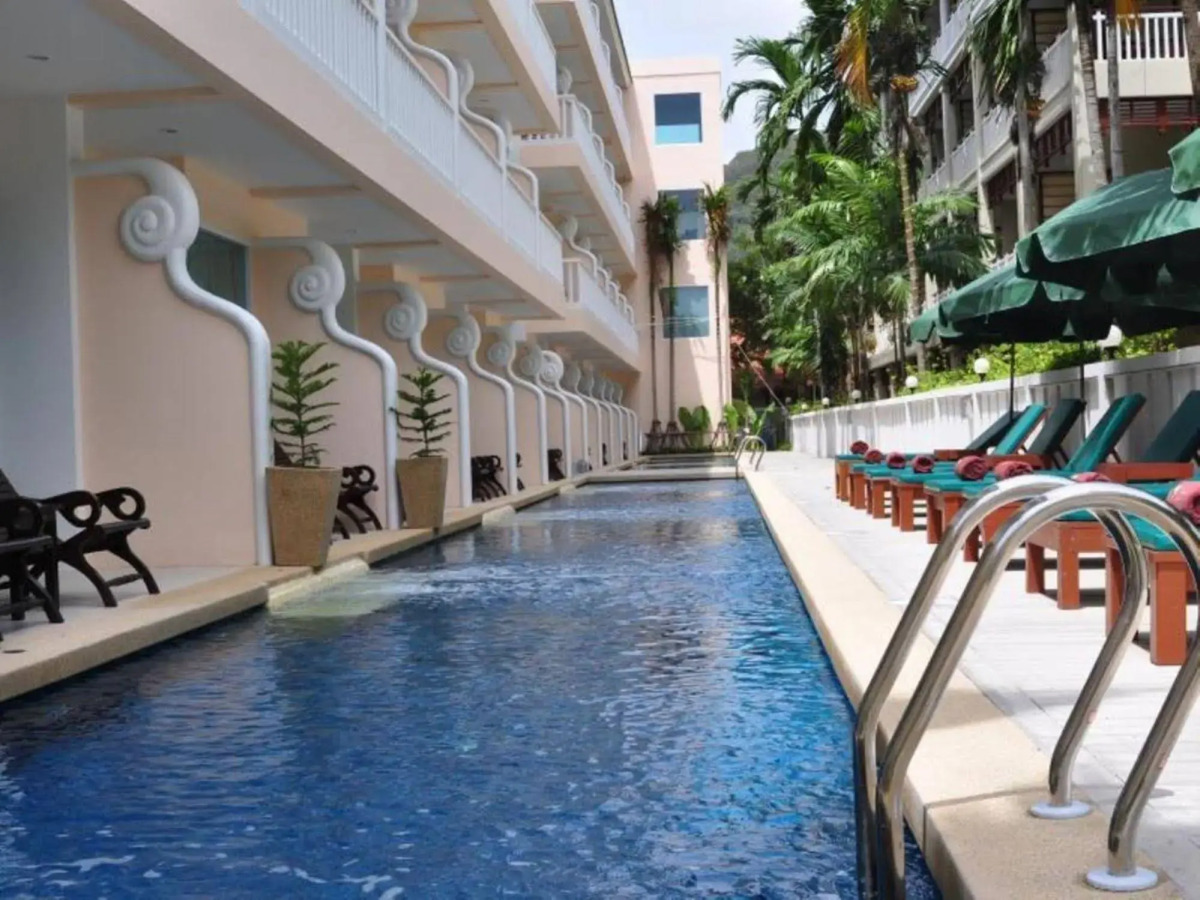 Baan Karonburi Resort