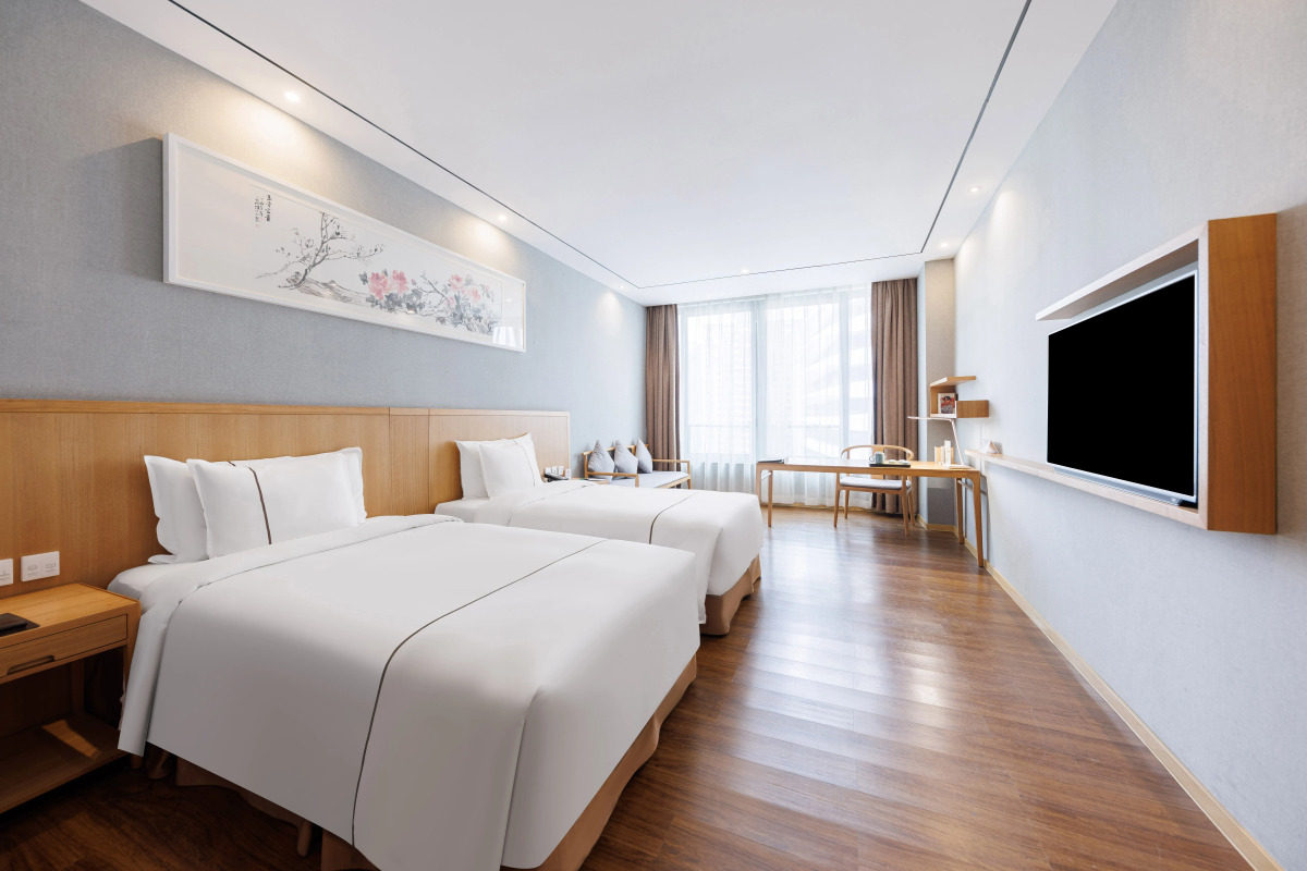 Отель Holiday Inn Guangzhou Zhujiang New Town by IHG