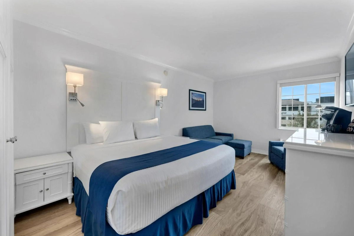 Bayfront Inn Fifth Avenue