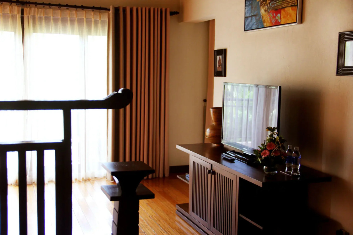 Diamond Bay Resort and Spa