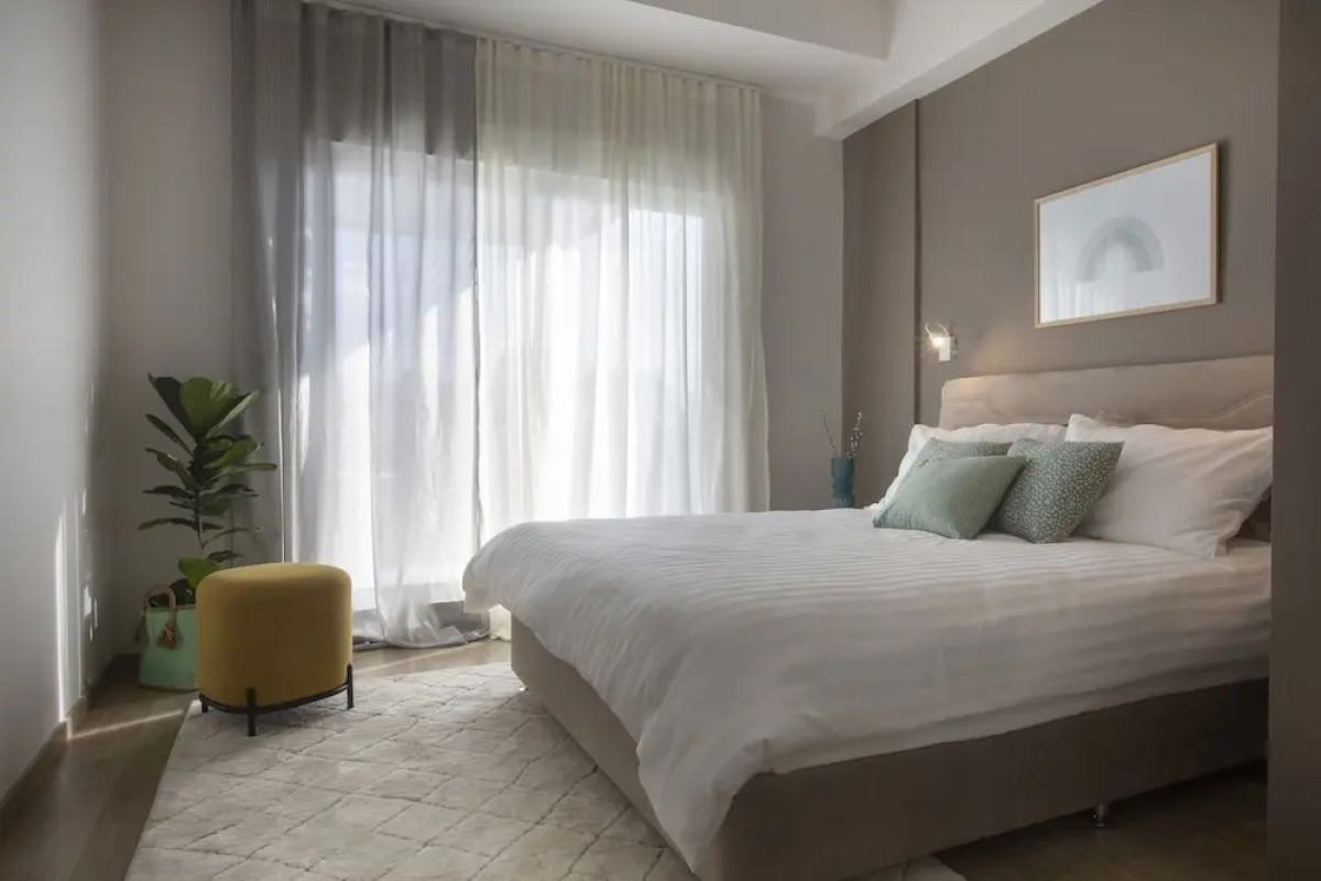 Thisean Modern Suites by Athens Stay