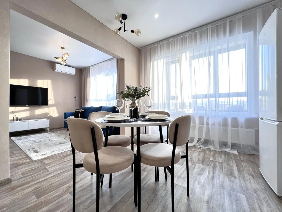 Сутки как дома на улице Николая Островского 195/1