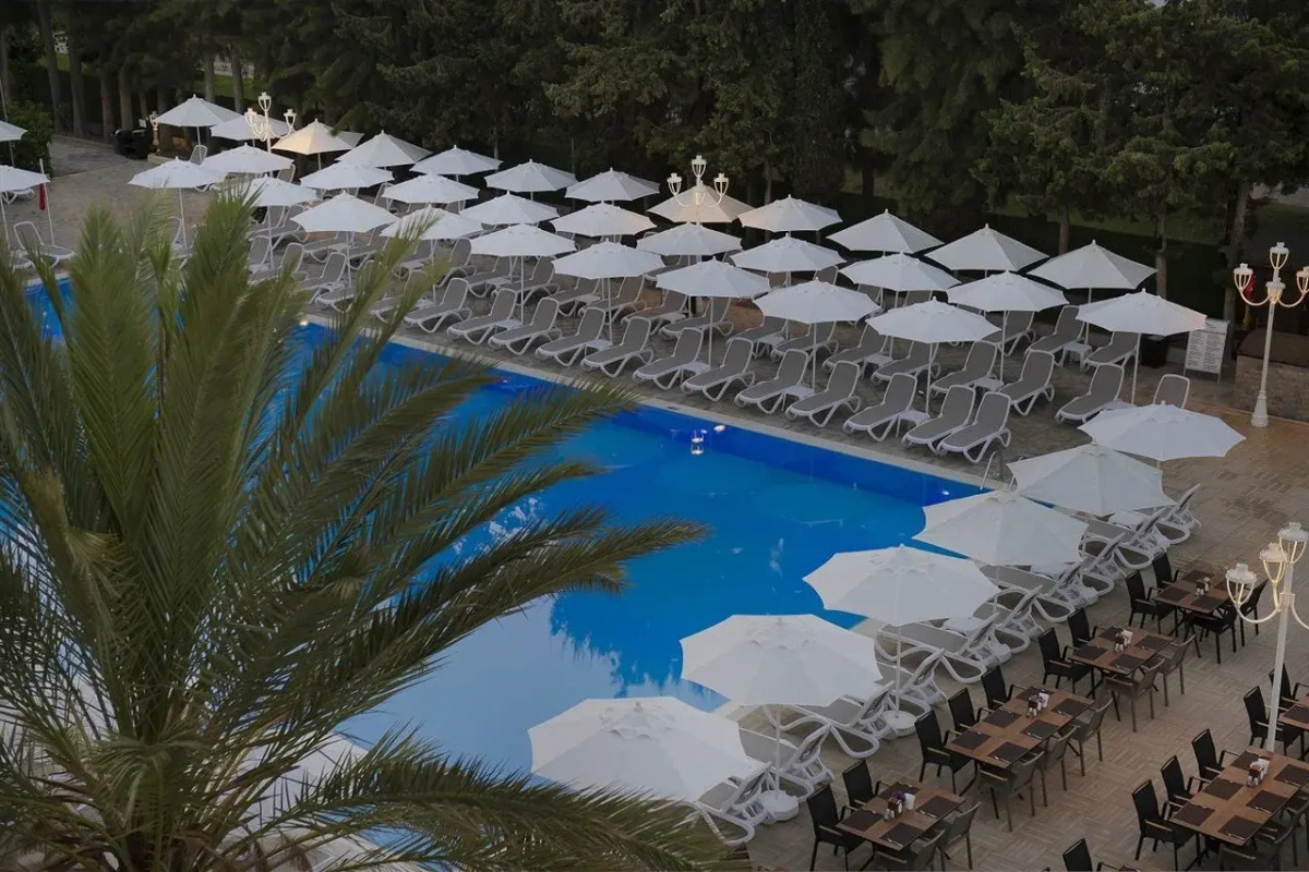 Quattro Beach Spa & Resort Hotel