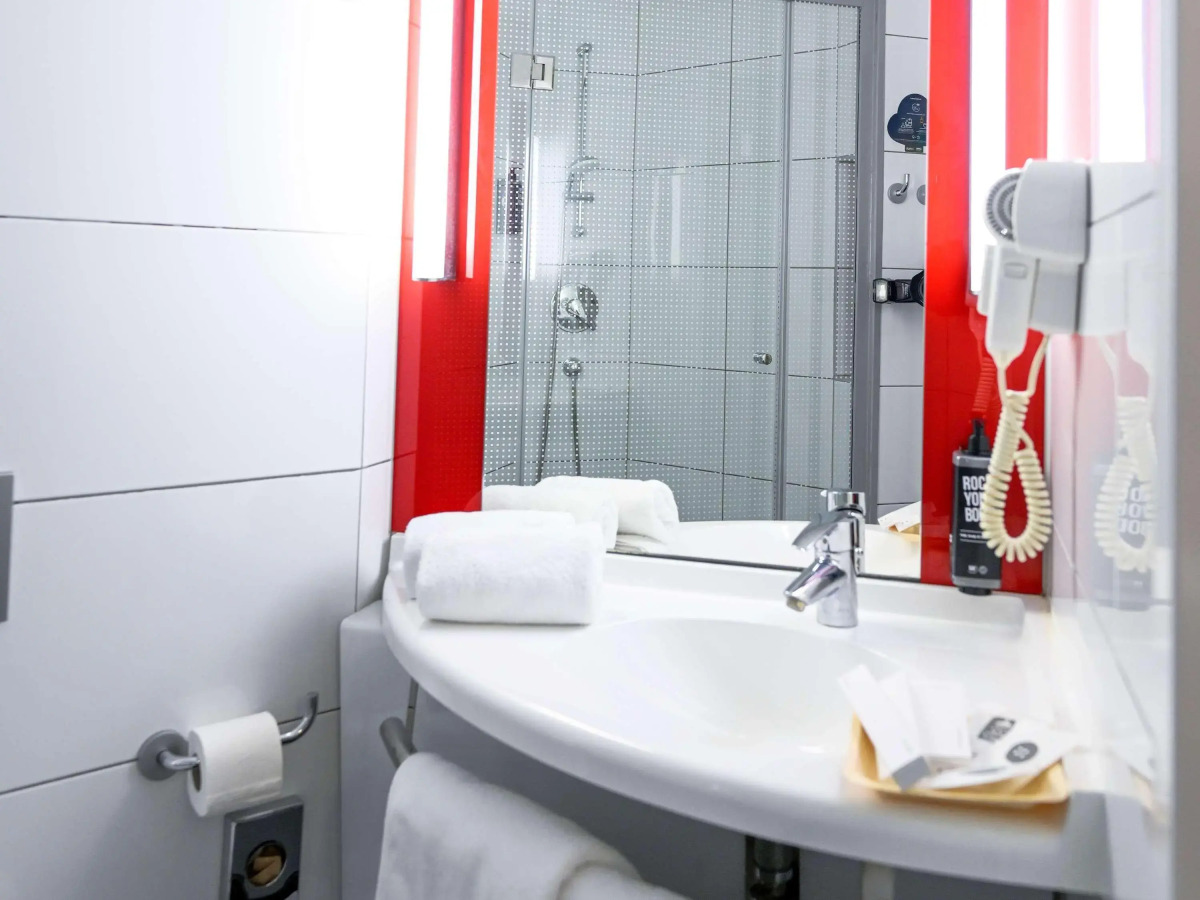 Отель Skopje City Center 