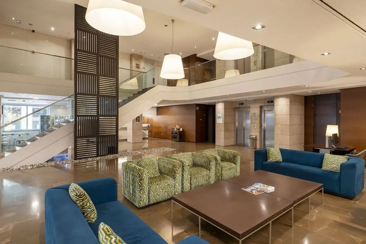 Отель Eurostars Lucentum