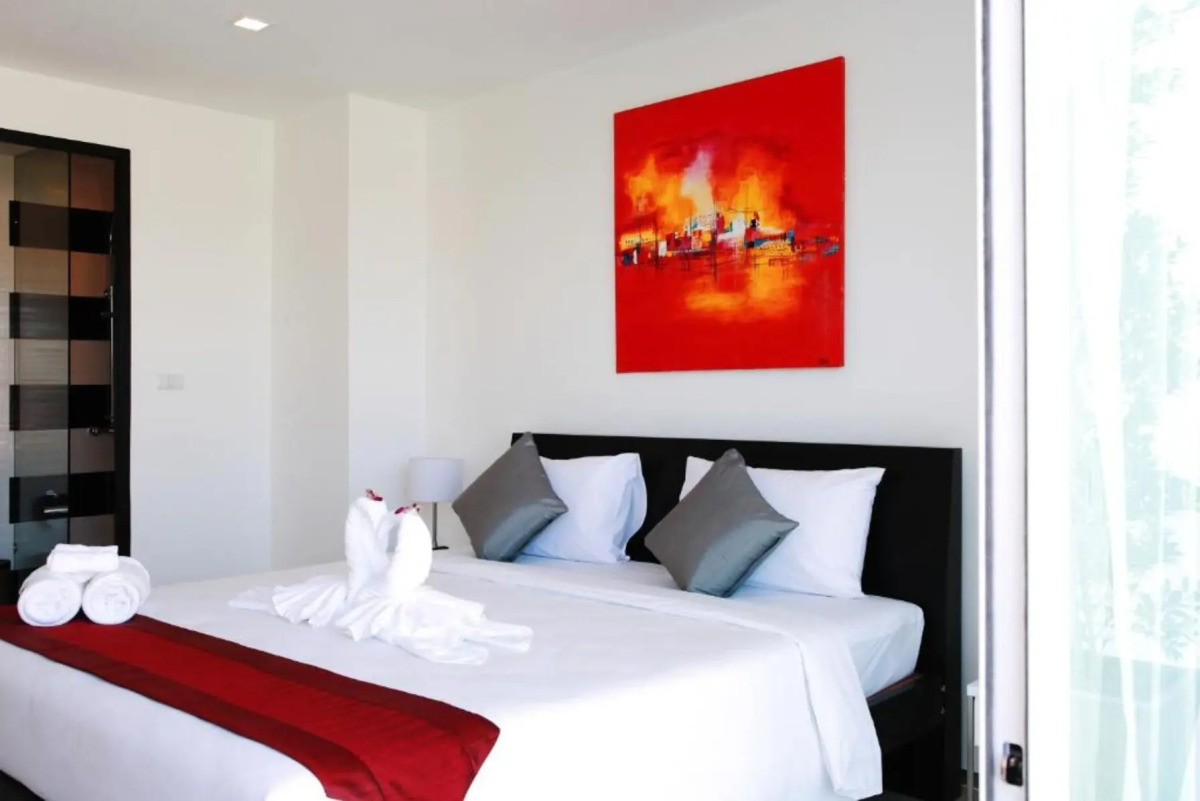 One World One Home Naiharn Hotel