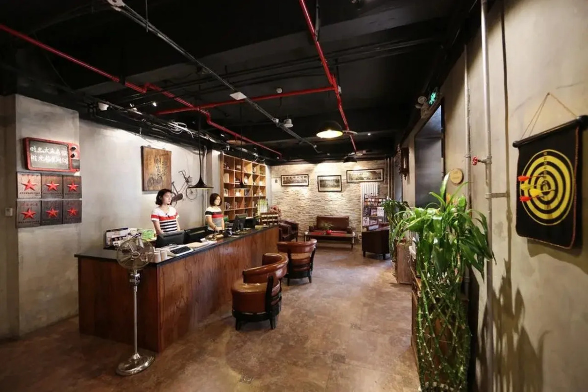 Nostalgia Hotel（Beijing YongheLama & Nanluoguxiang）