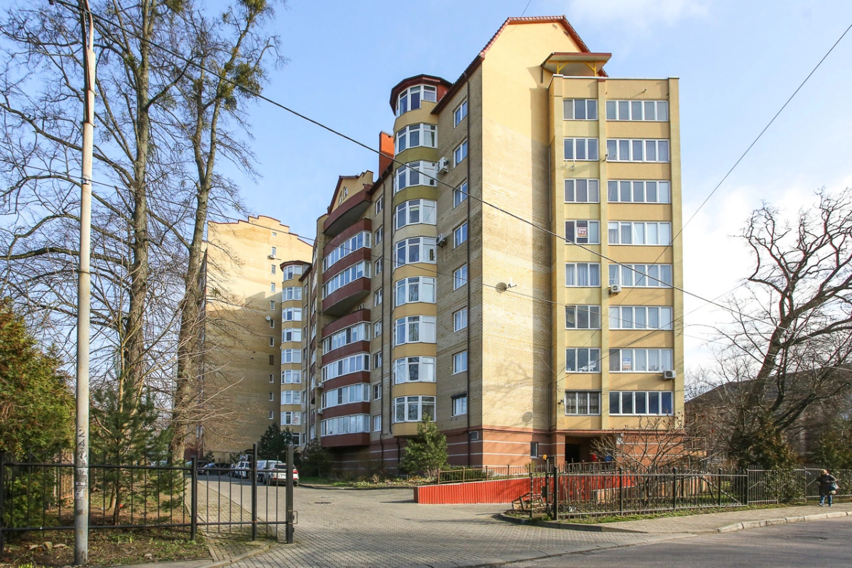 Апартаменты Апартик с выходом к озеру