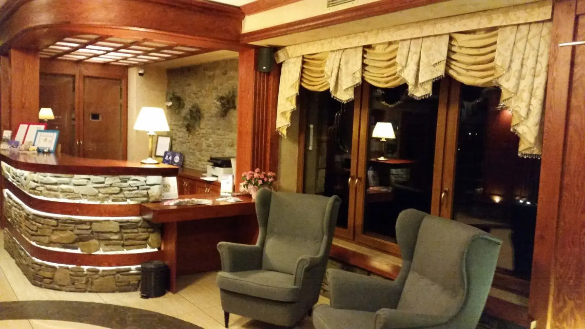 Helan Family & Garden